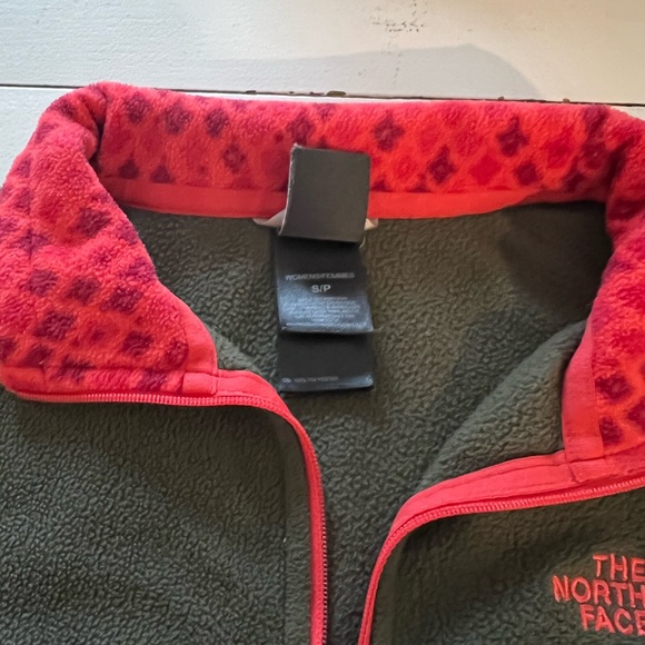 The North Face Olive Green Fleece Pullover with Red Accents - Picture 3 of 3